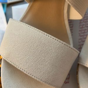 American Eagle size 9 wedge.